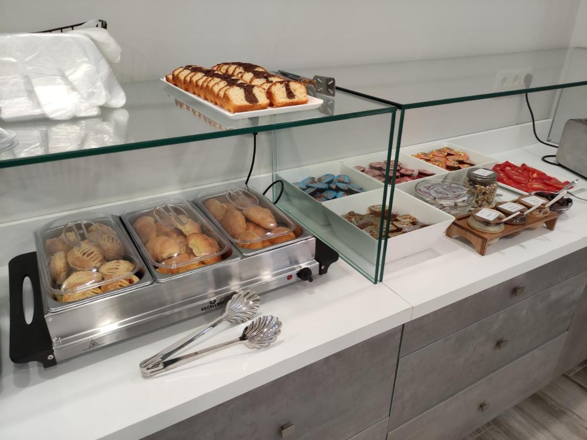 Paralía Peloton Inn מראה חיצוני תמונה