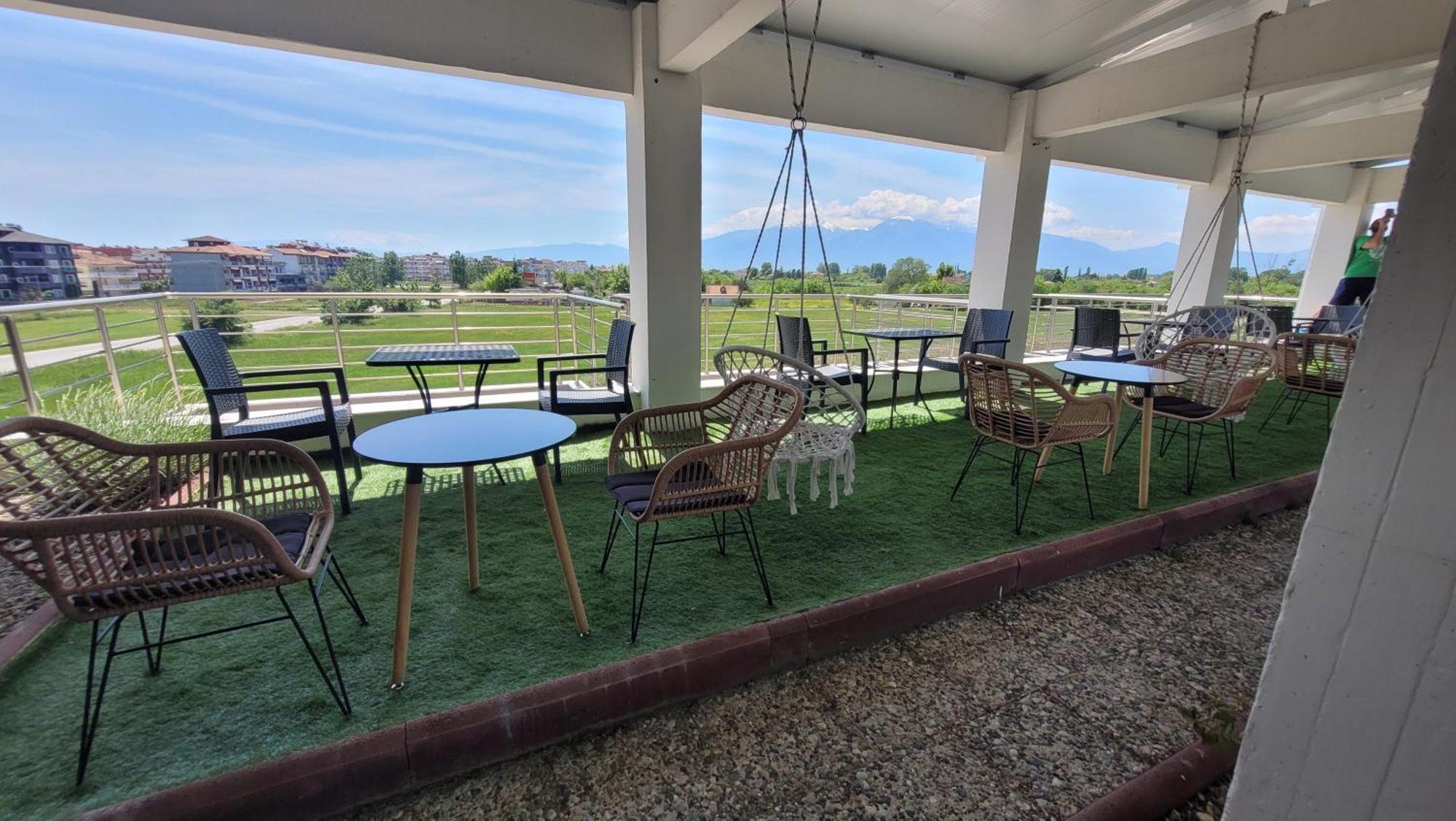 Paralía Peloton Inn מראה חיצוני תמונה